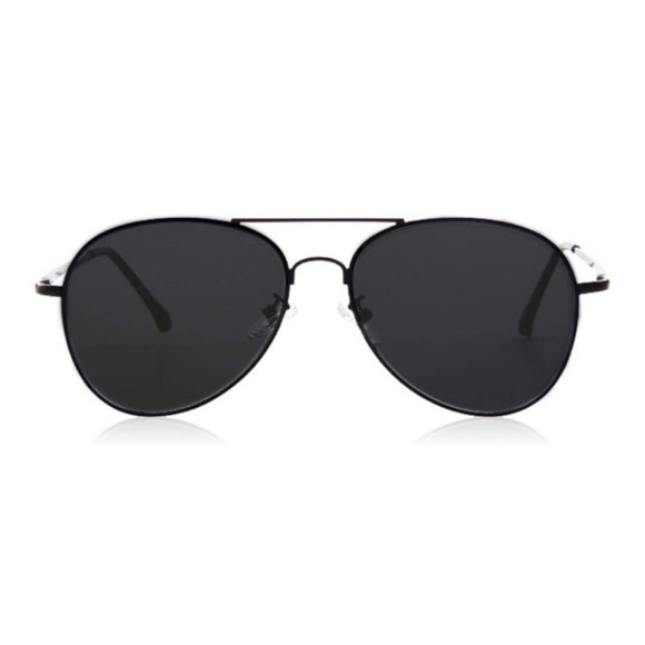 🆕 Black Aviators - Picture 3 of 3